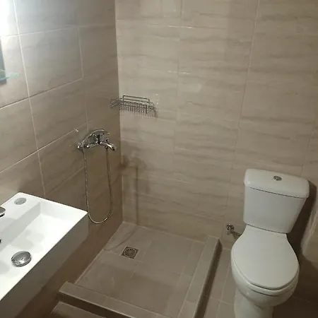Hotel Elvira Stalida