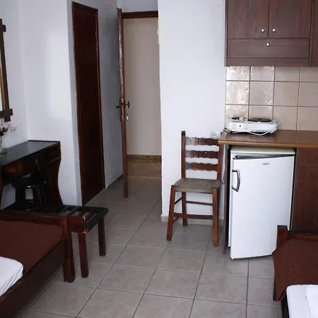 Elvira Hotel