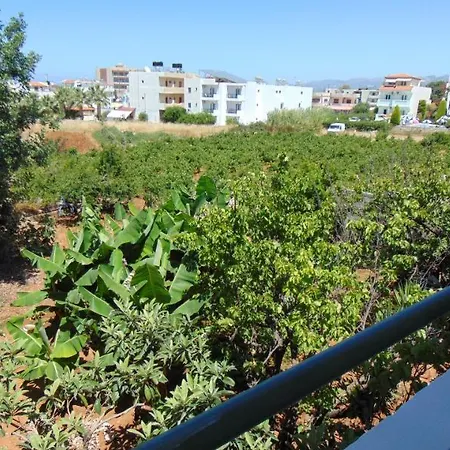 Elvira Hotel 2*